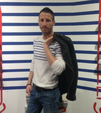 Αυτός είναι ο αστυνομικός που εκτέλεσαν στο Παρίσι -Εζησε και το μακελειό στο Bataclan [εικόνα] | iefimerida.gr 0