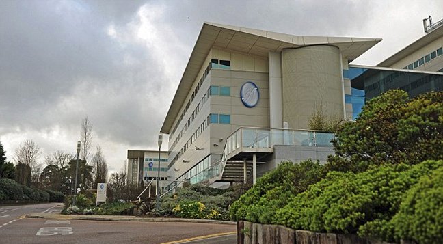 Ο άτακτος γιος του Τομ Χανκς: Διέλυσε δωμάτιο ξενοδοχείου [εικόνες] | iefimerida.gr 1