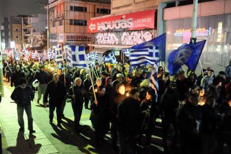 Χωρίς «παρατράγουδα» οι παράλληλες συγκεντρώσεις αντιφασιστών και Χρυσαυγιτών [εικόνες] | iefimerida.gr 3