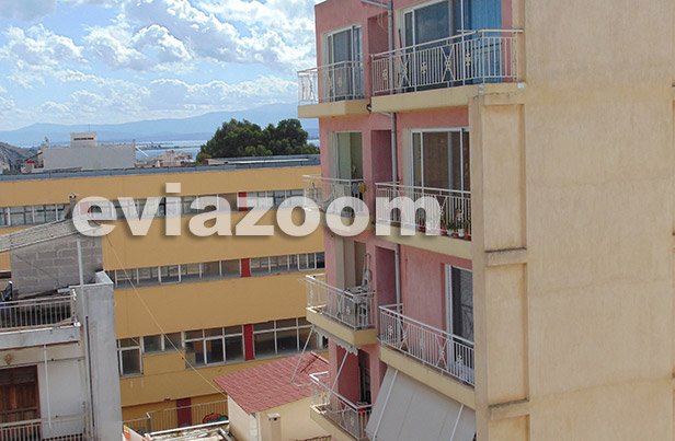 Σοκ στη Χαλκίδα: Βουτιά θανάτου για μάνα και γιο -Επεσαν στο κενό από τον 5ο όροφο [εικόνες] | iefimerida.gr 4