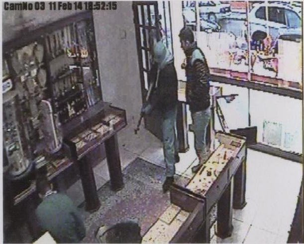 Ποια ήταν η συμμορία με το Χάμερ [εικόνες] | iefimerida.gr 2