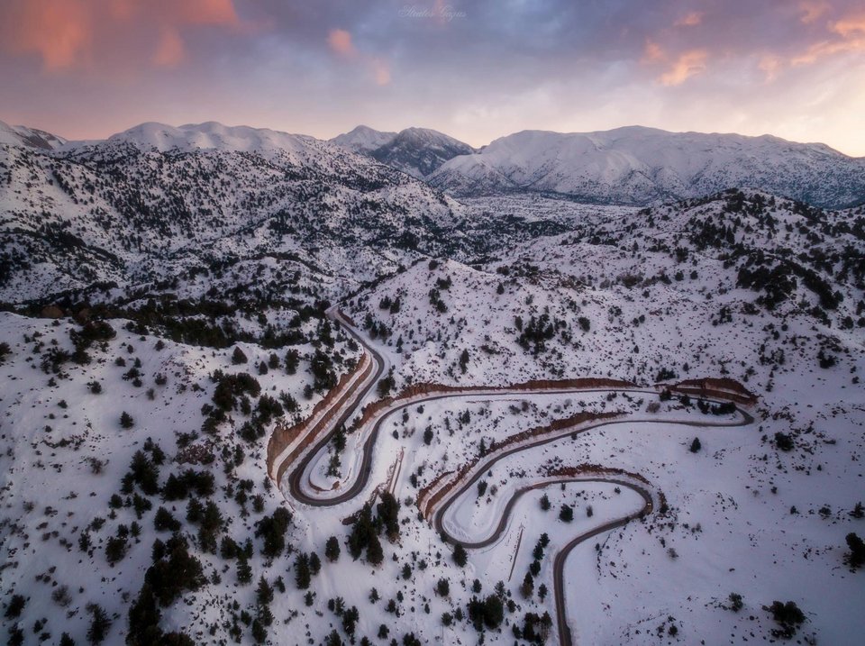 Επέλαση του χιονιά στην Κρήτη -Χωρίς ρεύμα πολλές περιοχές [εικόνες]  | iefimerida.gr 0