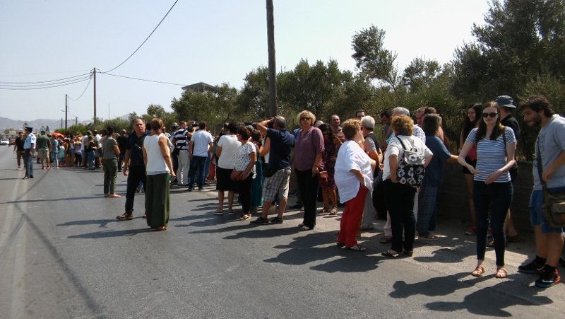 Χανιά: Συμβολικός αποκλεισμός δρόμου έξω από το Πολυτεχνείο Κρήτης -Εκεί έχασαν τη ζωή τους δύο παιδιά [εικόνες & βίντεο] | iefimerida.gr 5