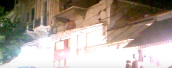 Σάλος στα Χανιά: Γυμνός άνδρας έδωσε παράσταση σε κεντρικό σημείο της πόλης [εικόνες] | iefimerida.gr 2