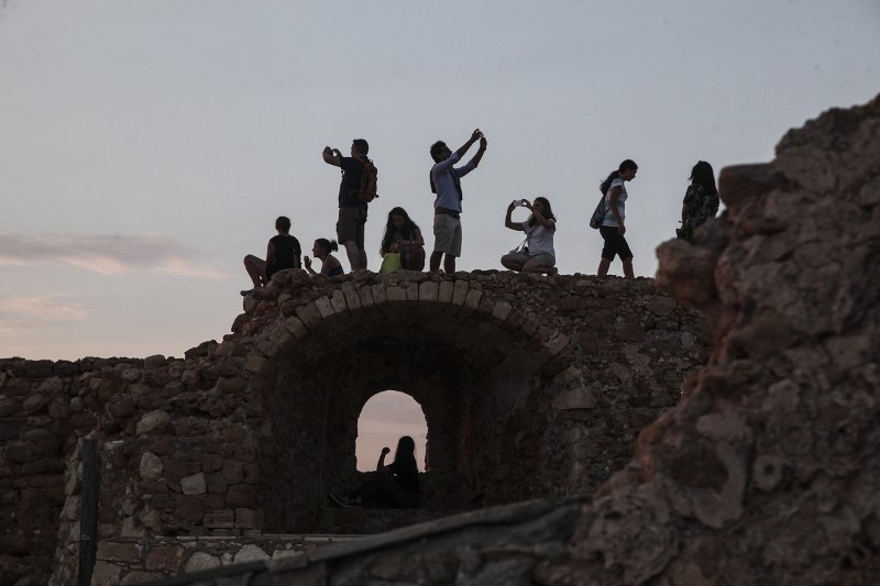 Ο Guardian στέλνει τον κόσμο στα Χανιά: Μία όμορφη, υποτιμημένη πόλη με ένα υπέροχο παλιό λιμάνι [εικόνες] | iefimerida.gr 6