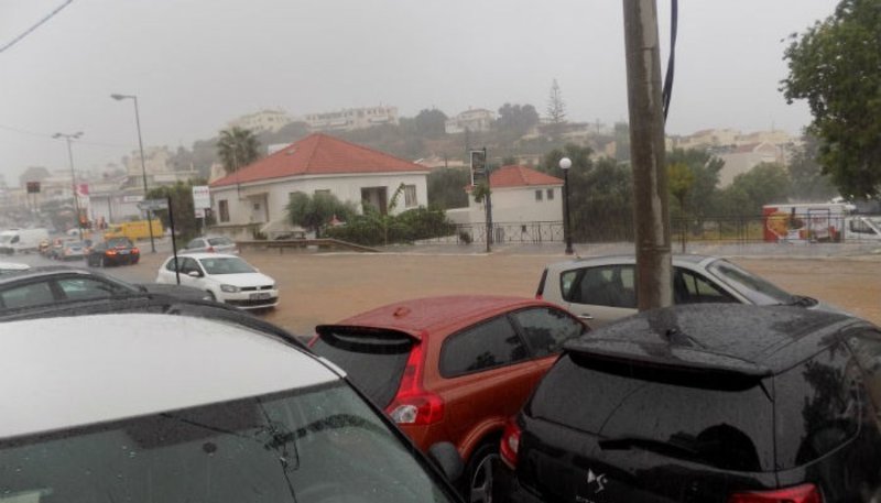 Χανιά: Σοβαρά προβλήματα από την ισχυρή νεροποντή [εικόνες] | iefimerida.gr 0