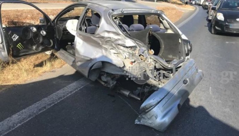 Χανιά: Σφοδρή σύγκρουση οχημάτων με δύο τραυματίες [εικόνες] | iefimerida.gr 3