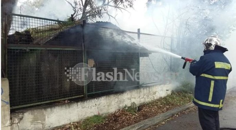 Χανιά: Πυρκαγιά σε δύο ξύλινες αποθήκες [εικόνες] | iefimerida.gr 3