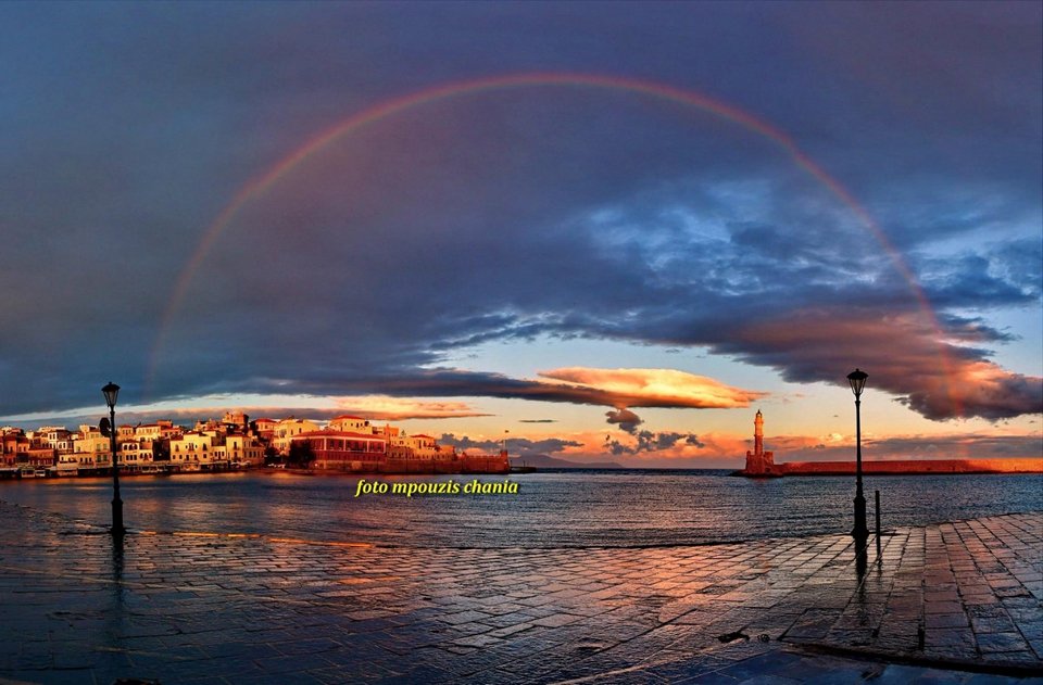 Ουράνιο τόξο σαν ζωγραφιά στα Χανιά [εικόνες] | iefimerida.gr 2
