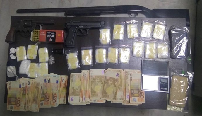 Εξαρθρώθηκε μεγάλο κύκλωμα διακίνησης ναρκωτικών στα Χανιά -13 συλλήψεις [εικόνες] | iefimerida.gr 0