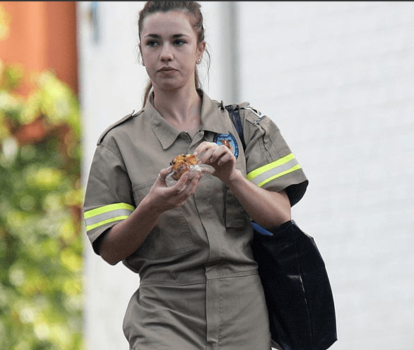 Μία 19χρονη στο πλευρό του Πιστόριους -Φοιτήτρια η νέα σύντροφός του [εικόνες] | iefimerida.gr 1