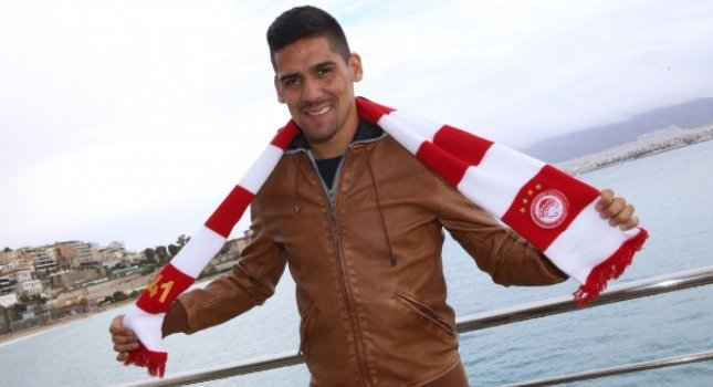 Υπέγραψε ο Χάρα για 3,5 χρόνια στον Ολυμπιακό - «Να ξέρει ο κόσμος ότι είμαι ευτυχισμένος» [εικόνες] | iefimerida.gr 0