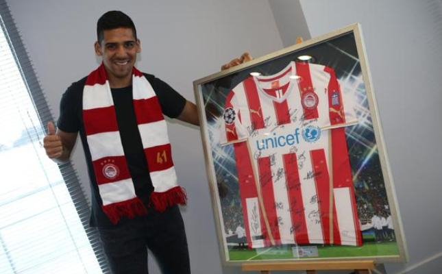 Υπέγραψε ο Χάρα για 3,5 χρόνια στον Ολυμπιακό - «Να ξέρει ο κόσμος ότι είμαι ευτυχισμένος» [εικόνες] | iefimerida.gr 1