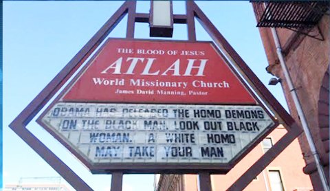 Το απαράδεκτο ομοφοβικό μήνυμα σε πινακίδα έξω από εκκλησία -«Ο Ιησούς θα λιθοβολούσε τους γκέϊ» [εικόνες] | iefimerida.gr 0