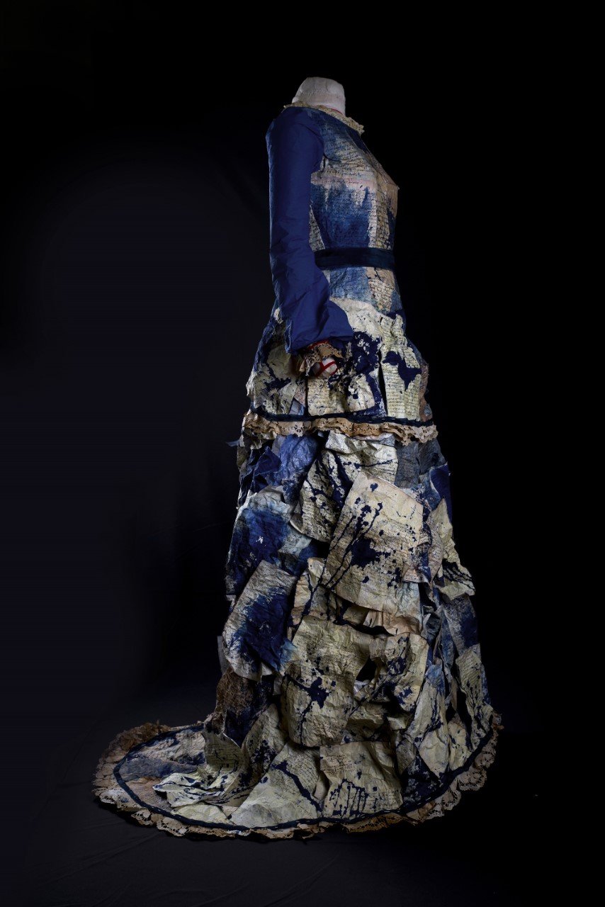 Ευφάνταστα έργα τέχνης από χαρτί στο Πολιτιστικό Ιδρυμα Ομίλου Πειραιώς [εικόνες]  | iefimerida.gr 0