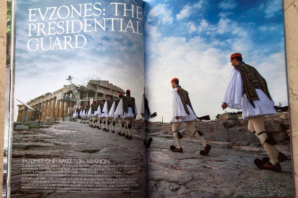 Τιμή στους αγέρωχους εύζωνες, στη Βαρσοβία [εικόνες] | iefimerida.gr 5