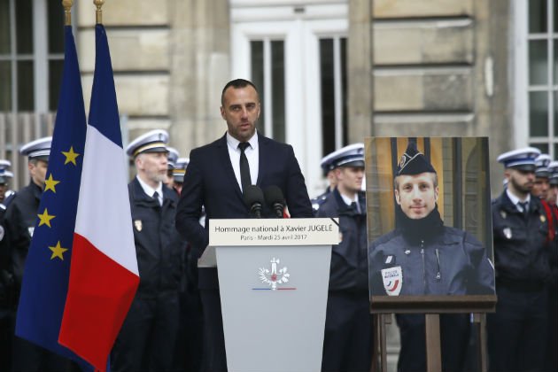 Ο σύντροφος του αστυνομικού που σκοτώθηκε στα Ηλύσια Πεδία συγκλόνισε: Δεν θα σας δώσω το μίσος μου [εικόνες] | iefimerida.gr 1