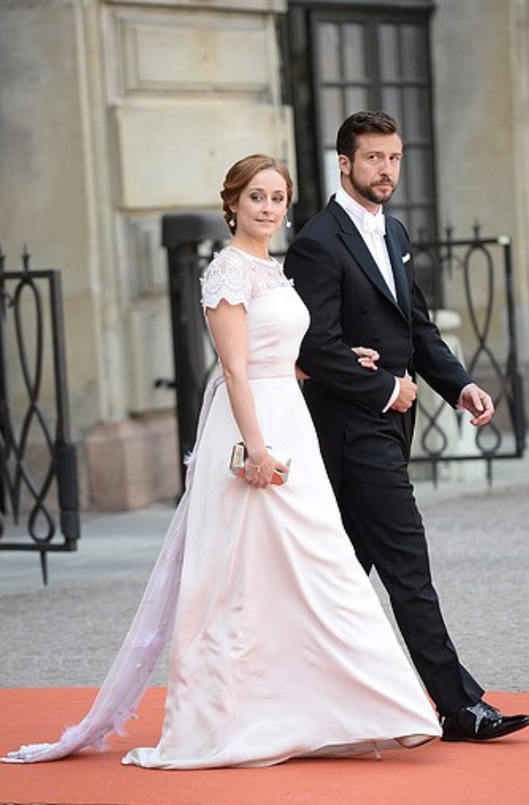 Ο βασιλικός γάμος της Σουηδίας δεν είχε μόνο μία Πίπα Μίντλετον -Είχε δύο [εικόνες] | iefimerida.gr 3