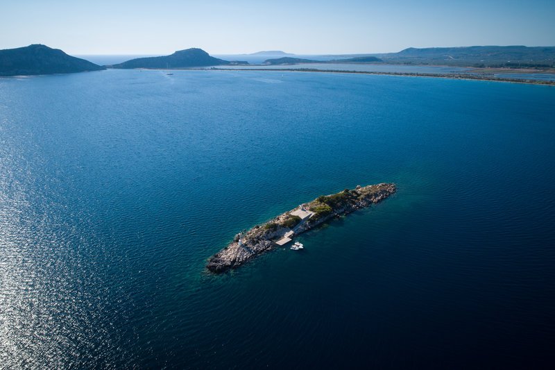 Το «Χελωνάκι» που τρελαίνει τους επισκέπτες -Μία κουκκίδα στον χάρτη μέσα στον κόλπο της Πύλου [εικόνες] | iefimerida.gr 6