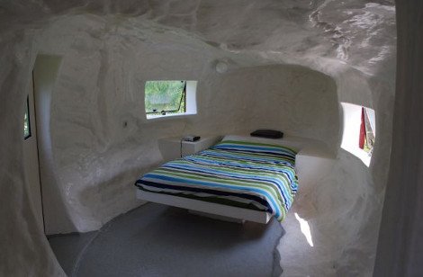 Ξενοδοχείο για ταξιδιώτες με γερά στομάχια - Εχει σχήμα ανθρώπινου εντέρου [εικόνες] | iefimerida.gr 0