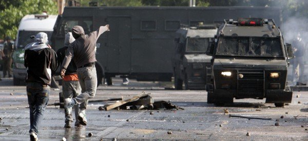 Πεδίο μάχης το Σαντιάγκο [εικόνες] | iefimerida.gr 8