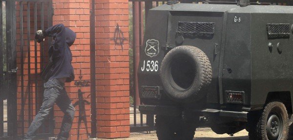 Πεδίο μάχης το Σαντιάγκο [εικόνες] | iefimerida.gr 6