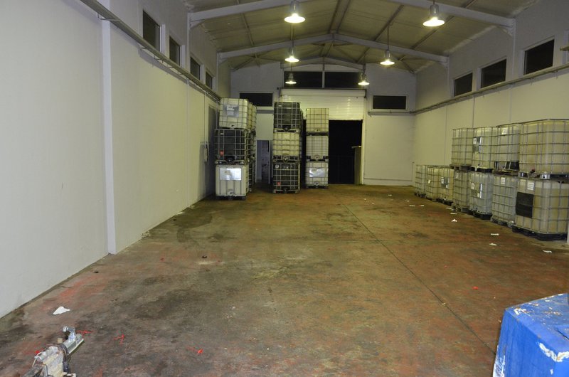 Εξαρθρώθηκε σπείρα που εισήγαγε χημικά από τη Βουλγαρία -Για τη νόθευση καυσίμων [εικόνες] | iefimerida.gr 2