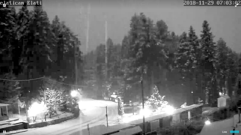 Ισχυρή χιονόπτωση στα Τρίκαλα -Ξύπνησαν στα λευκά [εικόνες] | iefimerida.gr 0