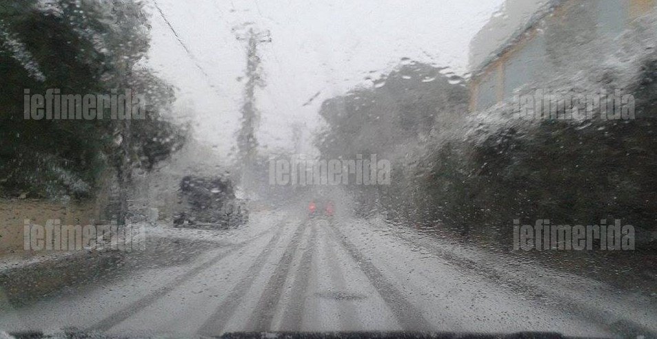 Στα λευκά τα βόρεια προάστια: Το έστρωσε και στην Εθνική Οδό [εικόνες] | iefimerida.gr 5