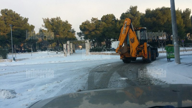 Το χιόνι στην Αττική έφερε προβλήματα -Παγοδρόμιο η Κηφισίας [εικόνες] | iefimerida.gr 17