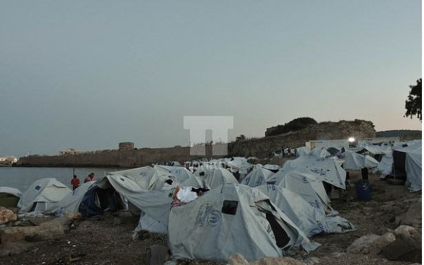 Πρόσφυγες ζουν με ποντίκια, μέσα σε λύματα στη Χίο -«Μοιάζει με κόλαση», λένε [εικόνες & βίντεο] | iefimerida.gr 0