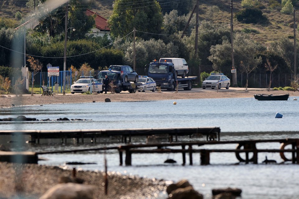 Εργαστήριο βομβών και η δεύτερη γιάφκα του Ξηρού στο Λουτράκι: Ολα τα ευρήματα [εικόνες] | iefimerida.gr 1