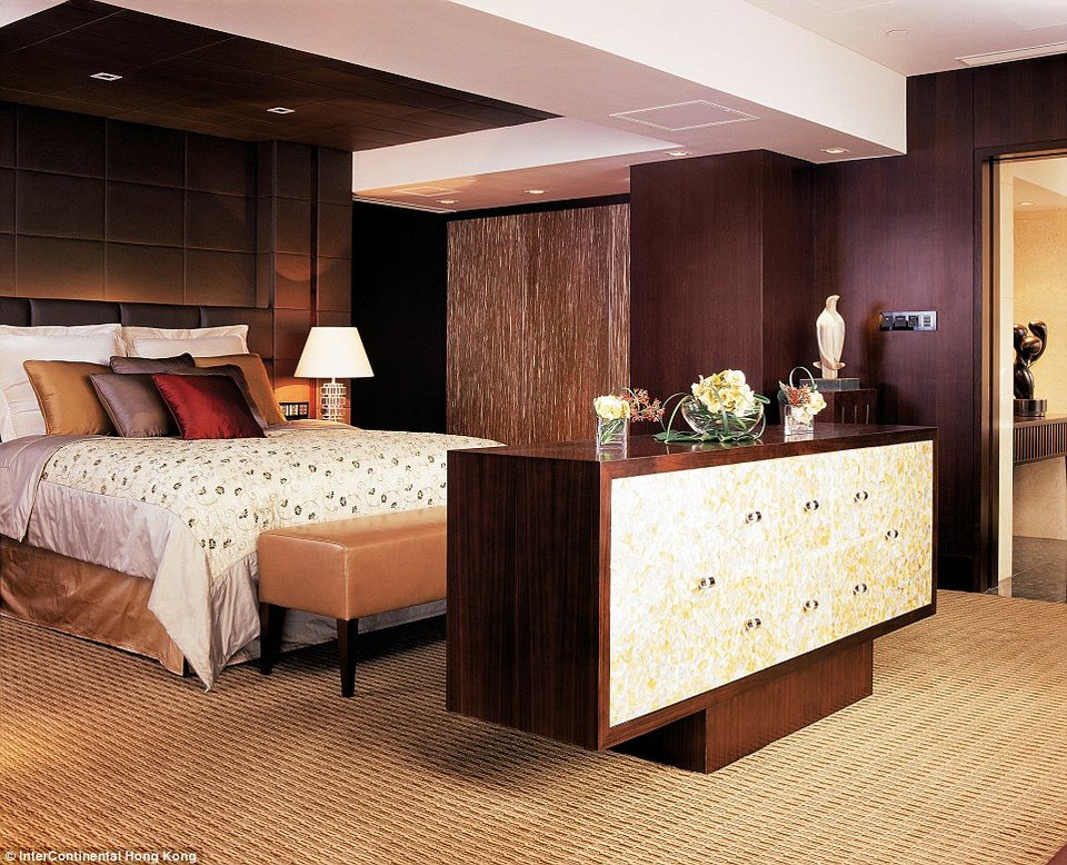 Χλιδή και πολυτέλεια στις πιο ακριβές σουίτες του κόσμου - Χρυσά iPad, iMacs, πισίνες και μπάτλερ [εικόνες] | iefimerida.gr 9