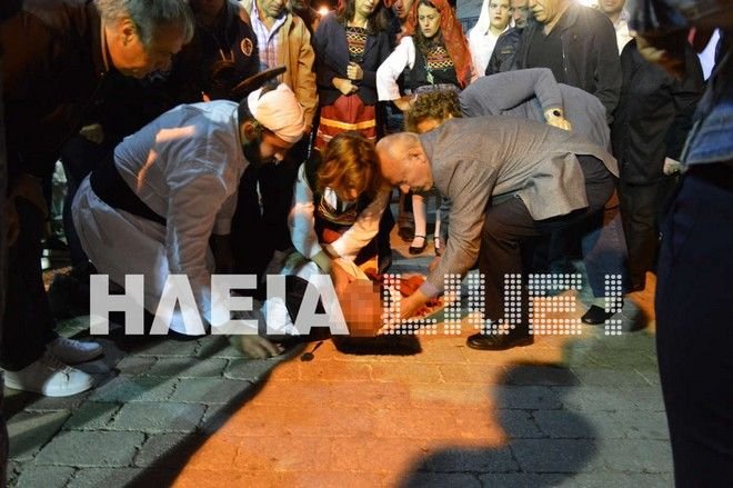 Τραγωδία: Επεσε νεκρός 65χρονος την ώρα που χόρευε σε παραδοσιακή γιορτή στην Αμαλιάδα | iefimerida.gr 1