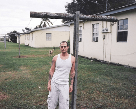  Στα άδυτα του χωριού των ΗΠΑ όπου μένουν μόνο... παραβάτες του σεξ -Εκεί όπου καταλήγουν, μετά τη φυλακή, οι καταδικασθέντες για σεξουαλικά εγκλήματα [εικόνες] | iefimerida.gr 6