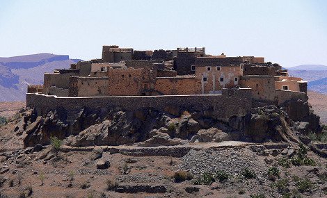 12 παραμυθένια χωριά, «στεφάνια» στις κορυφές ψηλών λόφων [εικόνες] | iefimerida.gr 19