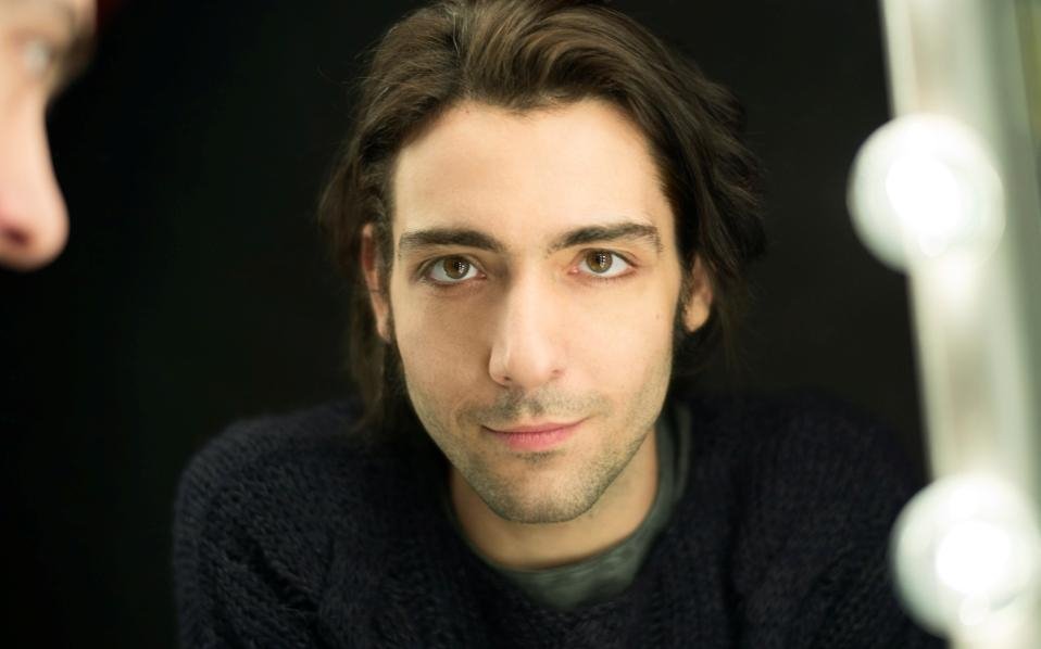 Αυτοί είναι οι 4 υποψήφιοι για το Βραβείο Χορν - Καλύτερη ερμηνεία νέου ηθοποιού [εικόνες] | iefimerida.gr 0