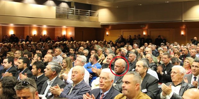 Αποκάλυψη: Ο πρώην αστυνομικός διευθυντής Ευβοίας τραγουδά τον ύμνο της Χρυσής Αυγής [εικόνες & βίντεο] | iefimerida.gr 0