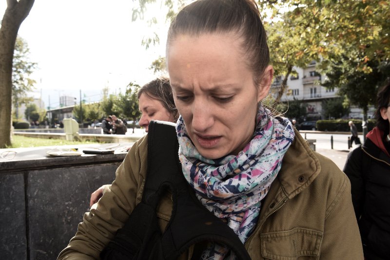 Ελεύθεροι αφέθηκαν οι 25 χρυσαυγίτες που προσήχθησαν για την επίθεση εναντίον γυναικών έξω από το Εφετείο | iefimerida.gr 1