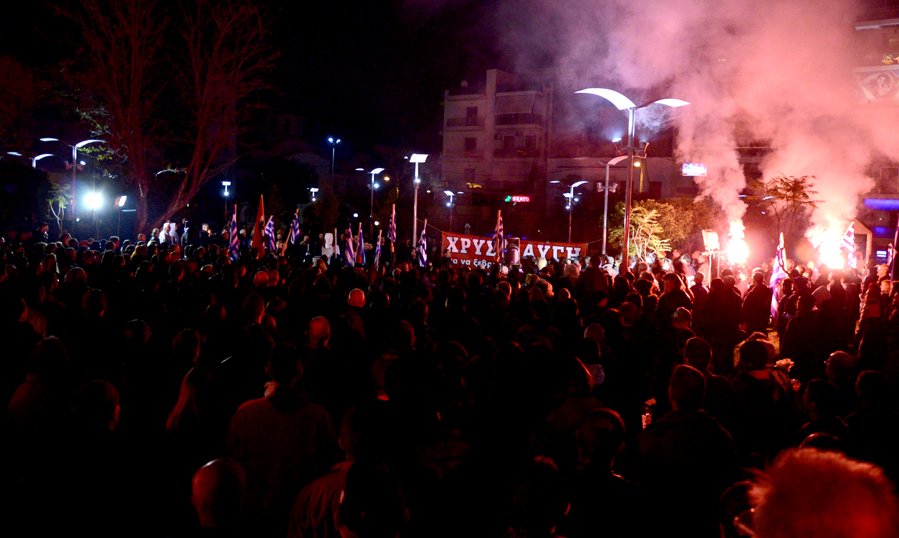 «Η Νίκαια μας ανήκει, περαστικά σας»- Εθνικιστικό παραλήρημα από την τοπική οργάνωση της Χρυσής Αυγής [εικόνες] | iefimerida.gr 3