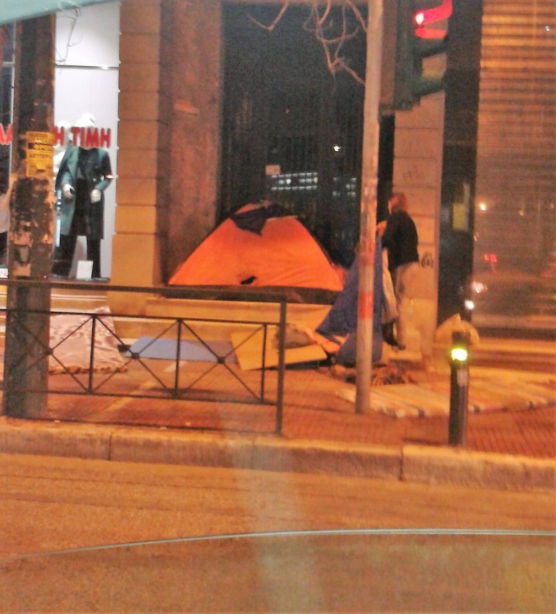 Σύλλογοι της Αθήνας λένε «όχι» σε χώρους ελεγχόμενης χρήσης ναρκωτικών στις γειτονιές [ανατριχιαστικές εικόνες] | iefimerida.gr 7