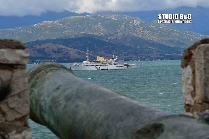 Στο Ναύπλιο η θρυλική θαλαμηγός «Χριστίνα» του Αριστοτέλη Ωνάση [εικόνες & βίντεο] | iefimerida.gr 6