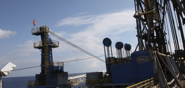 Με συνοδεία Ισραηλινών μαχητικών ο Χριστόφιας στην πλατφόρμα | iefimerida.gr 3