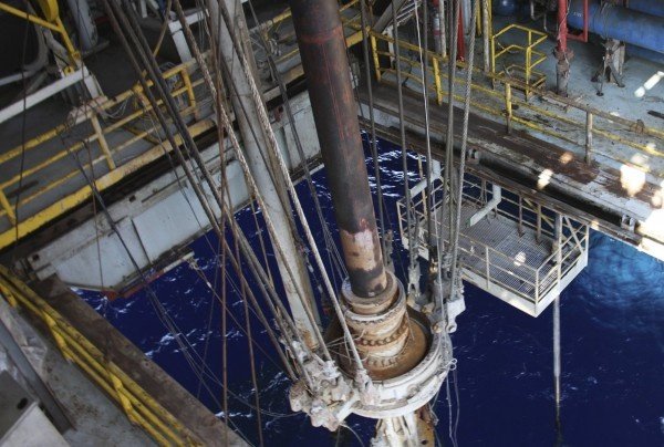 Με συνοδεία Ισραηλινών μαχητικών ο Χριστόφιας στην πλατφόρμα | iefimerida.gr 4
