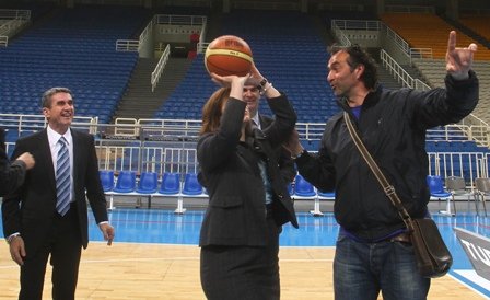 Τα μαγικά τρίποντα του Ανδρέα Λοβέρδου και της Εύης Χριστοφιλοπούλου [εικόνες] | iefimerida.gr 1