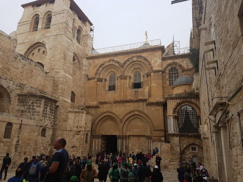 Χριστούγεννα στην Ιερουσαλήμ -Το κλίμα στον Ιερό Ναό του Παναγίου Τάφου [εικόνες] | iefimerida.gr 2