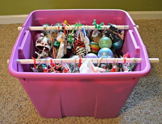 Ξεστόλισμα: Εξυπνοι τρόποι να αποθηκεύσετε το χριστουγεννιάτικο δέντρο, φωτάκια, στολίδια [εικόνες] | iefimerida.gr 5