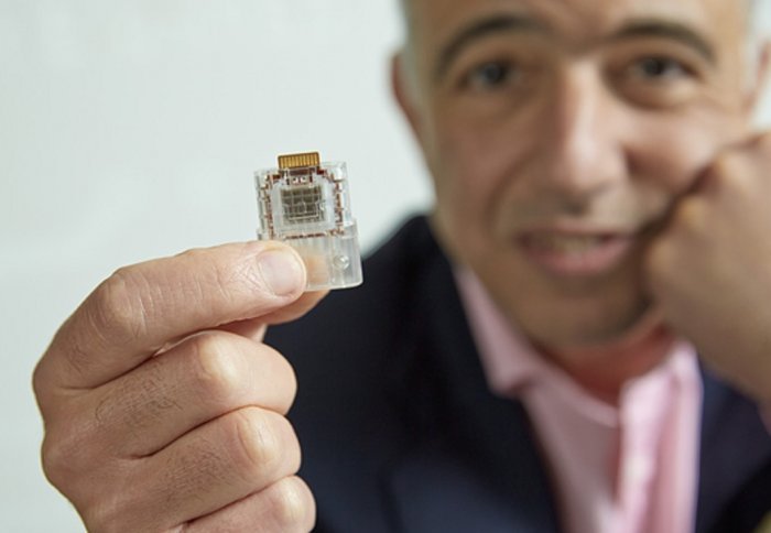 Ελληνοκύπριος ο κορυφαίος εφευρέτης της χρονιάς -Ανακάλυψε τέστ που αποκωδικοποιεί το ανθρώπινο DNA σε μισή ώρα [εικόνες] | iefimerida.gr 1