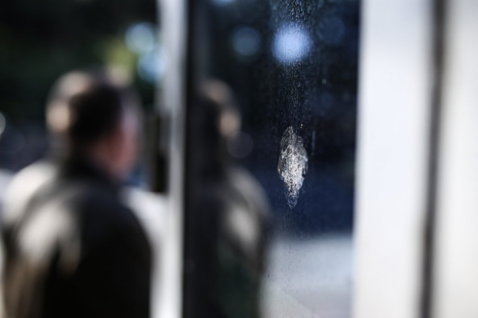 Τρομοκρατική επίθεση στη γαλλική πρεσβεία, στην καρδιά της Αθήνας | iefimerida.gr 3