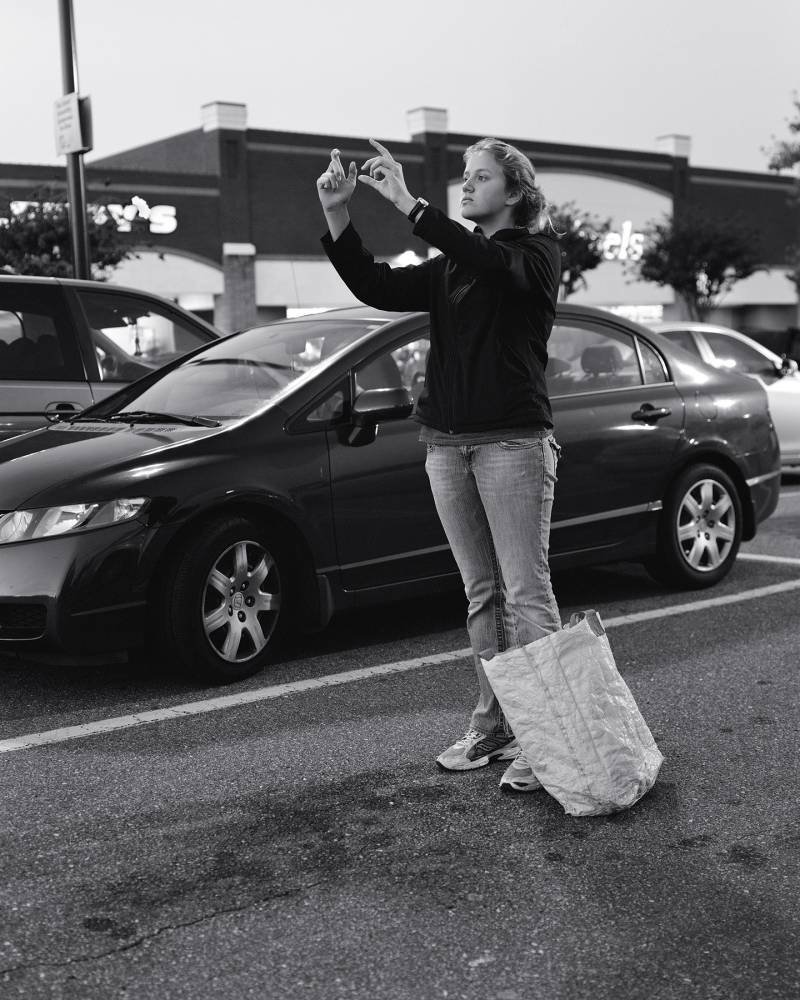 Αφαίρεσε από τις φωτογραφίες ζευγαριών και οικογενειών τα κινητά -Αυτό που έμεινε προβληματίζει [εικόνες] | iefimerida.gr 11